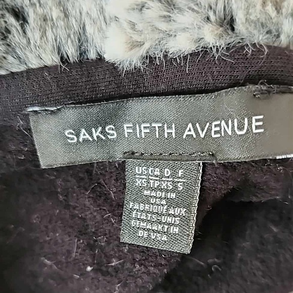 Saks Fifth Avenue Faux Fur Trim Two Tone Oversized Poncho Cape Mob Wife Style - Picture 4 of 5